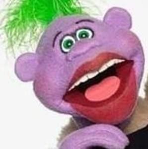 Meet your Posher, Helen